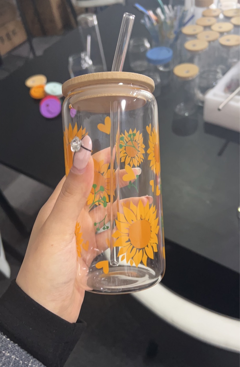 Glass Can with Lid and Straw 2