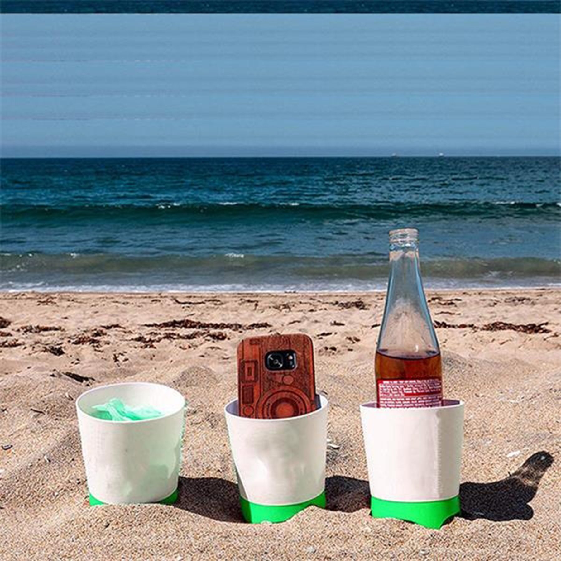 Outdoor Beach Drinking Water Cup Holder 1