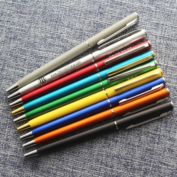 Custom Logo Twist Cheap Plastic Ballpoint Pens 6