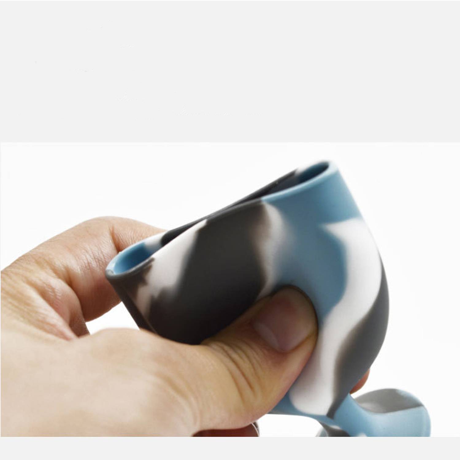 Outdoor Portable Anti Drop Silicone Folding Red Wine Glass 6