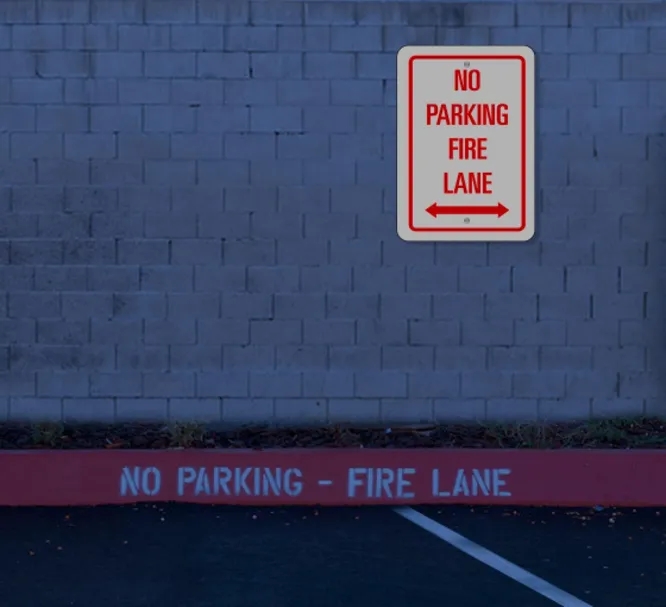 Reflective No Parking Fire Lane Signs (1ft x 1ft) SQFT 4