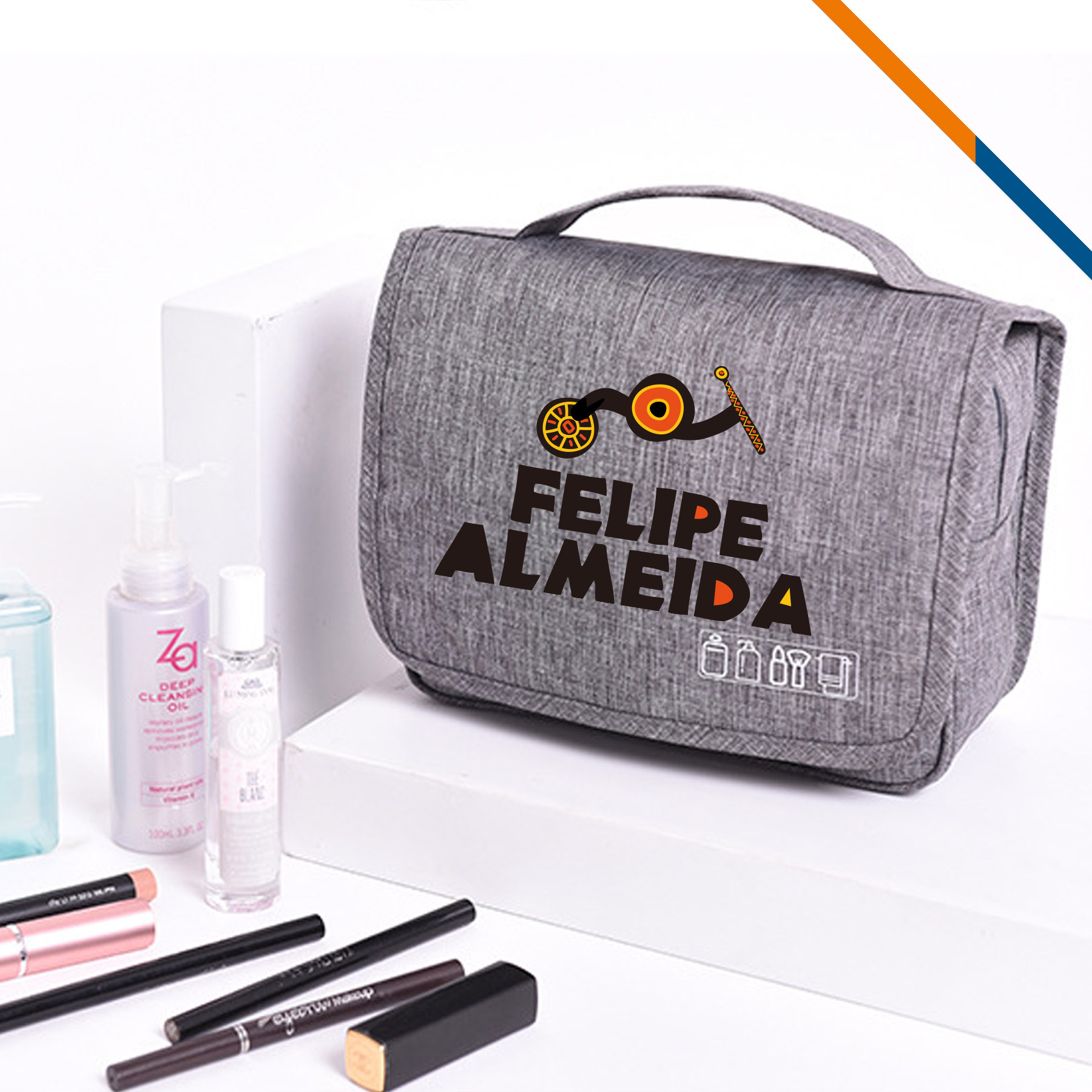 Griffith Hanging Cosmetic Bag 8