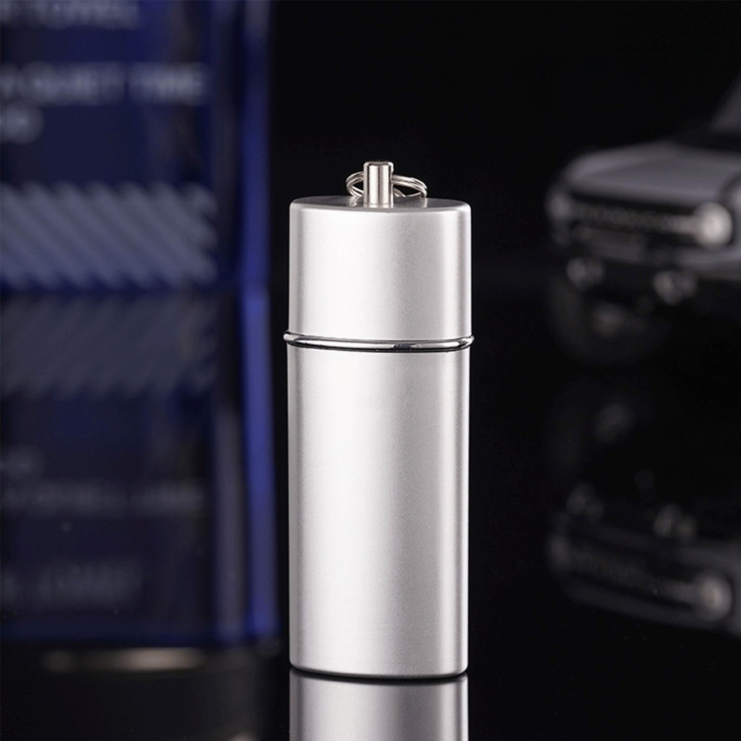 Portable Anti-scald Mini Travel Metal Ashtray w/ Keychain 23