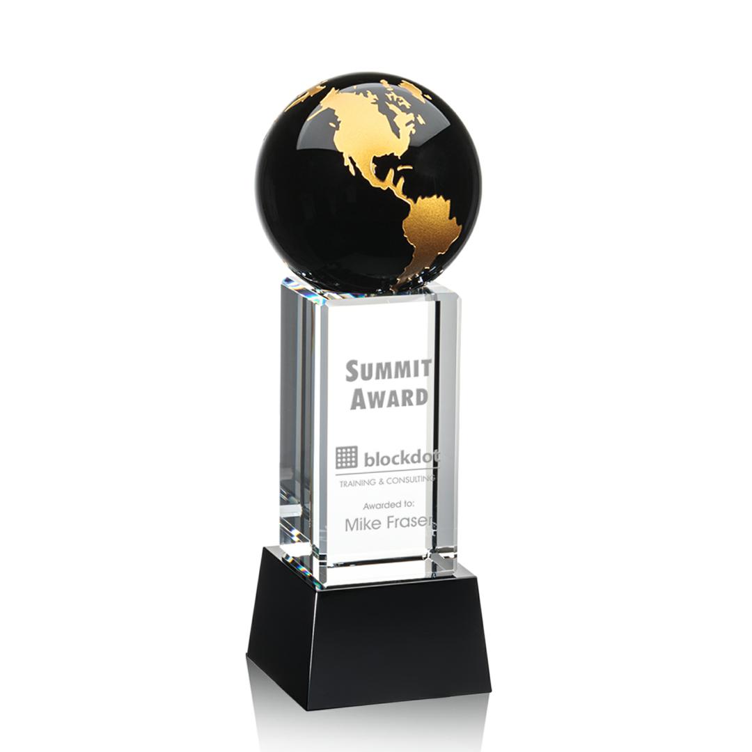 Luz Globe Award on Base - Black/Gold 7