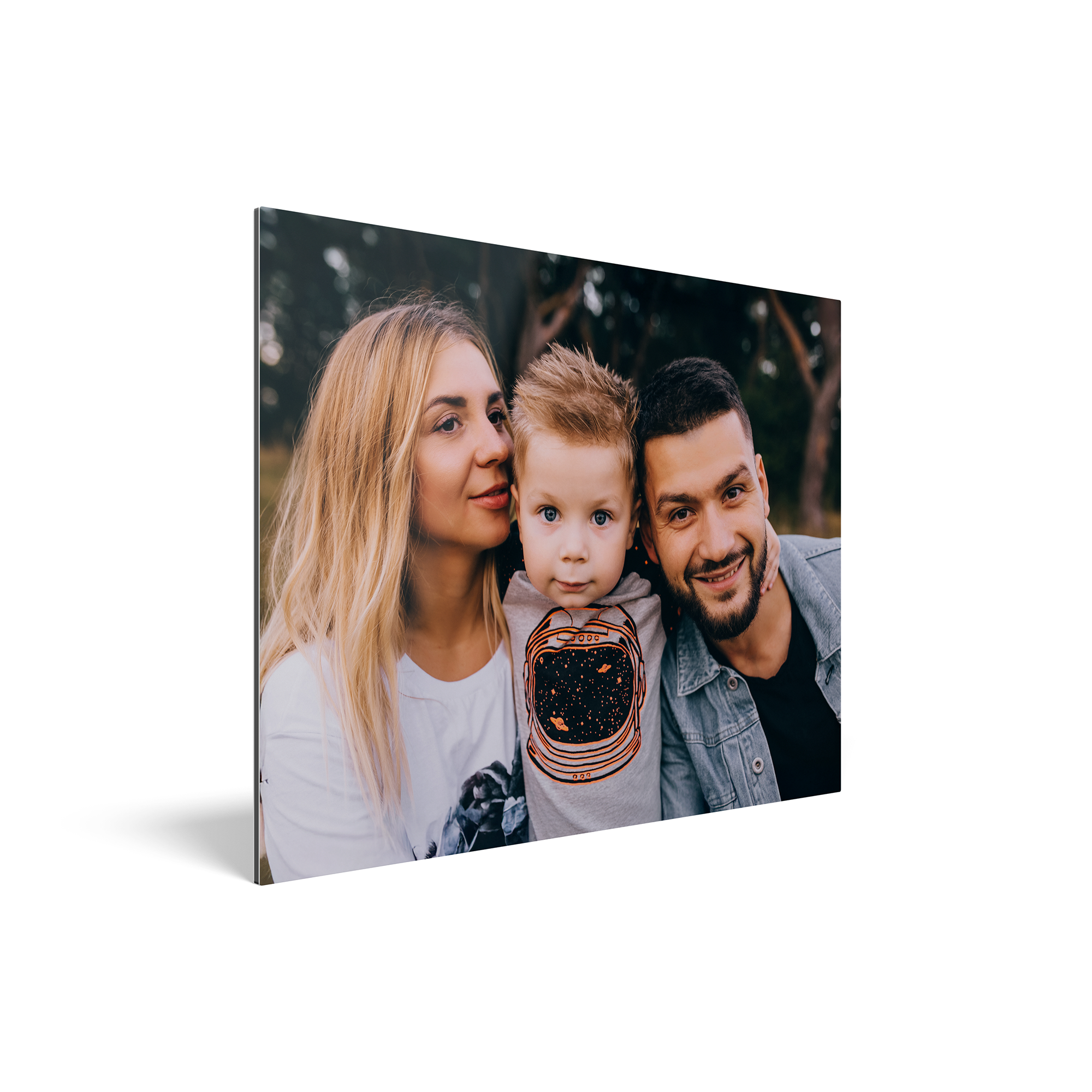 Personalized Metal Prints – Vibrant Direct-to-Metal Wall Décor for Corporate & Events 7