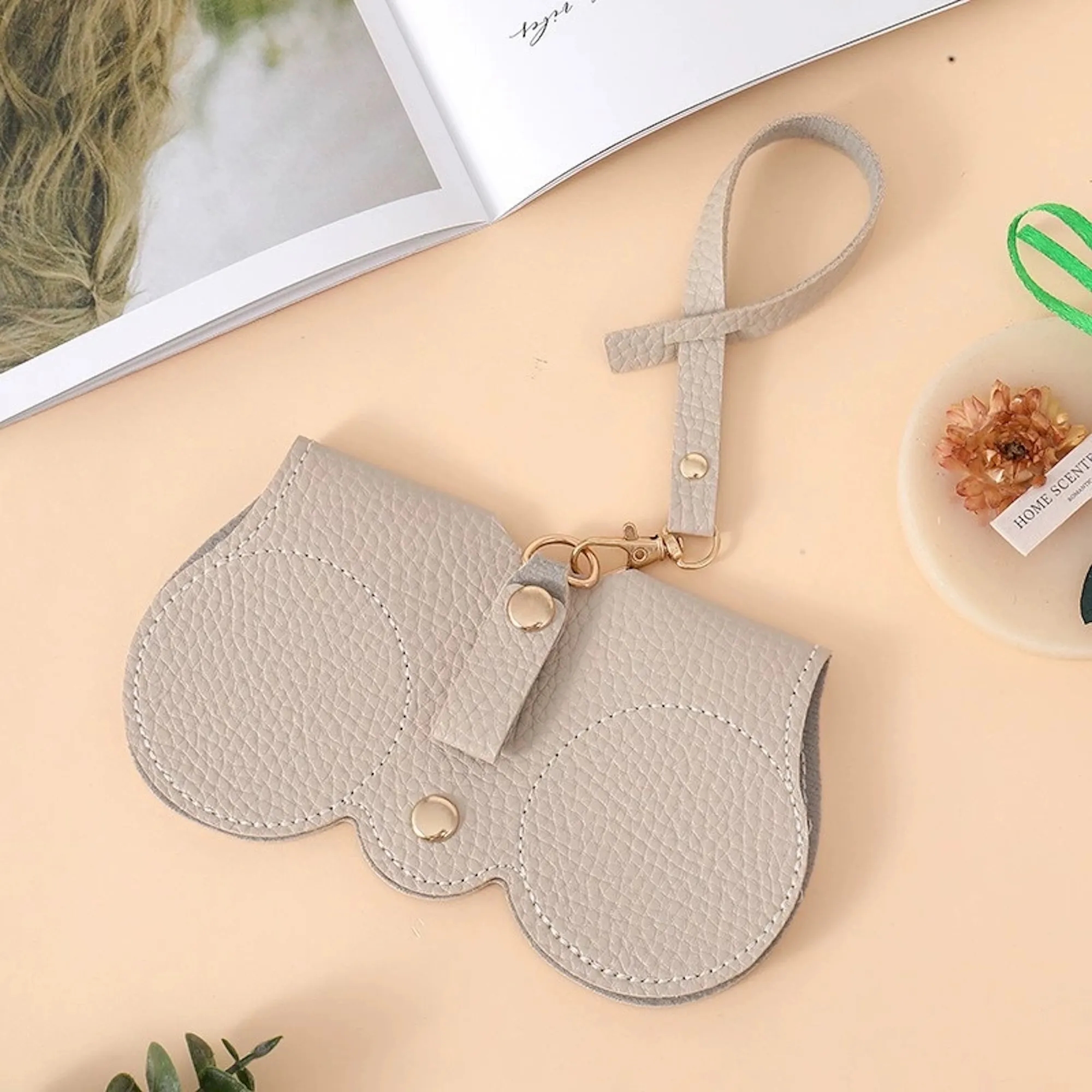 Portable PU Glasses Bag With Lanyard 2