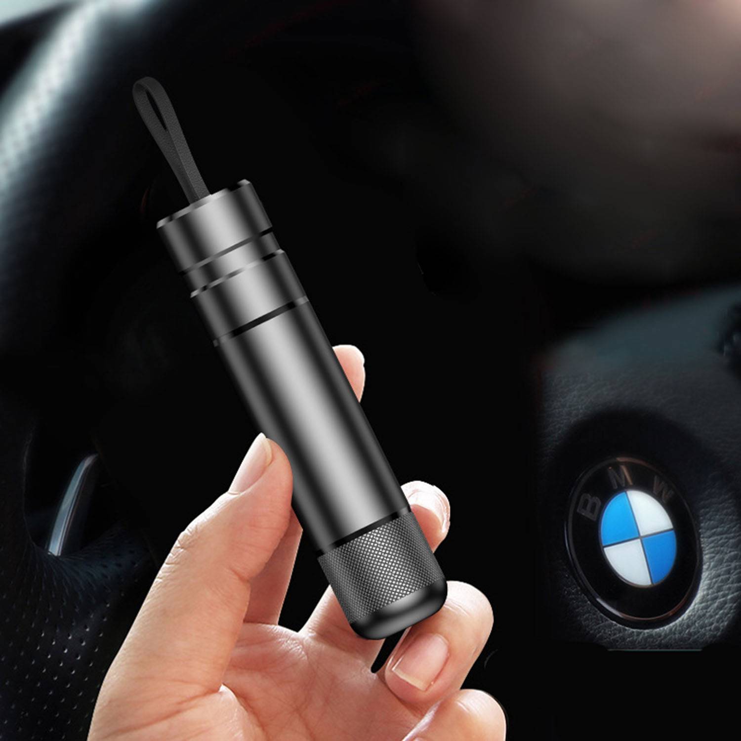 Car escape hammer multifunctional window breaker 3