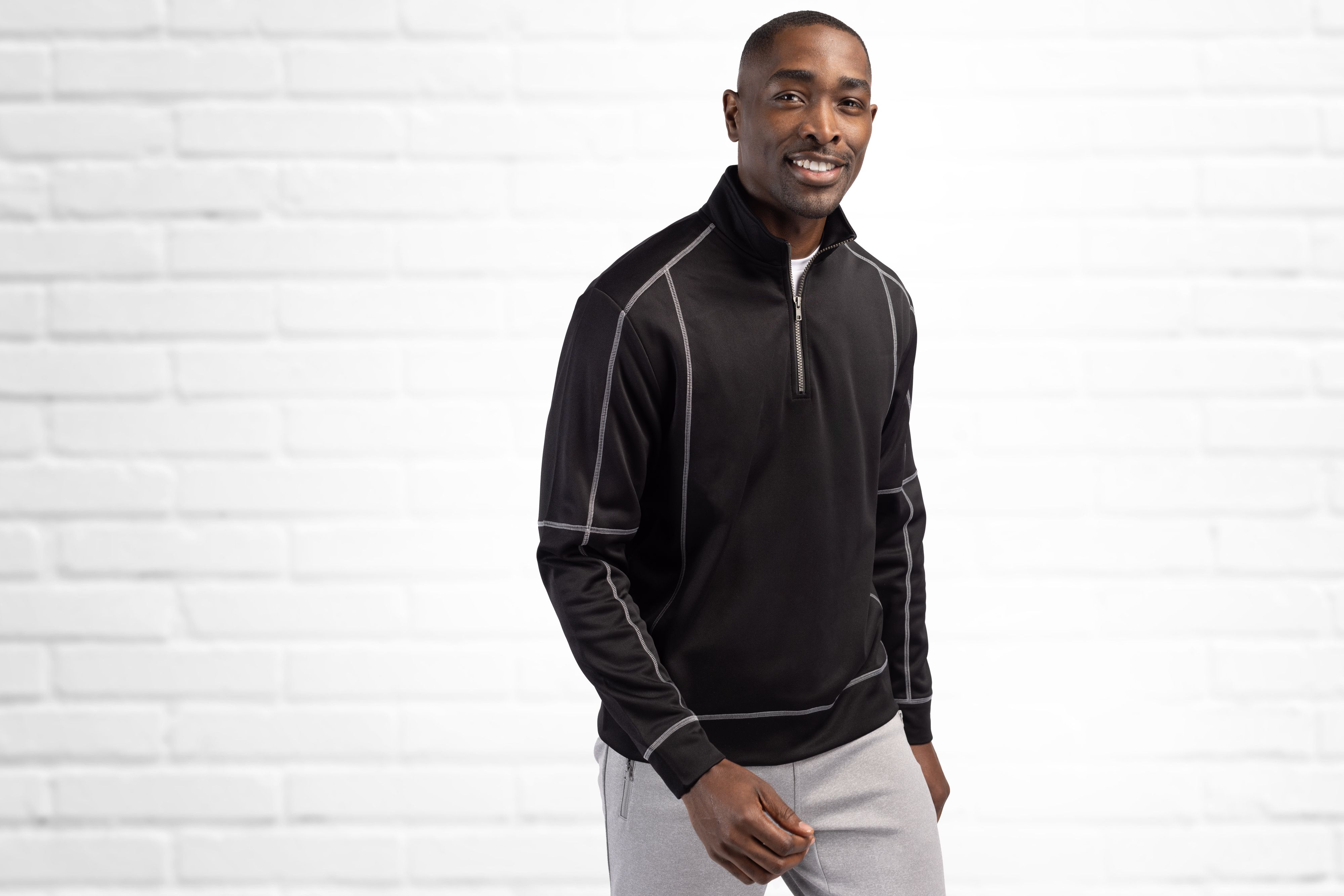 Helsa Performance Mens Half Zip Pullover Sweatshirt