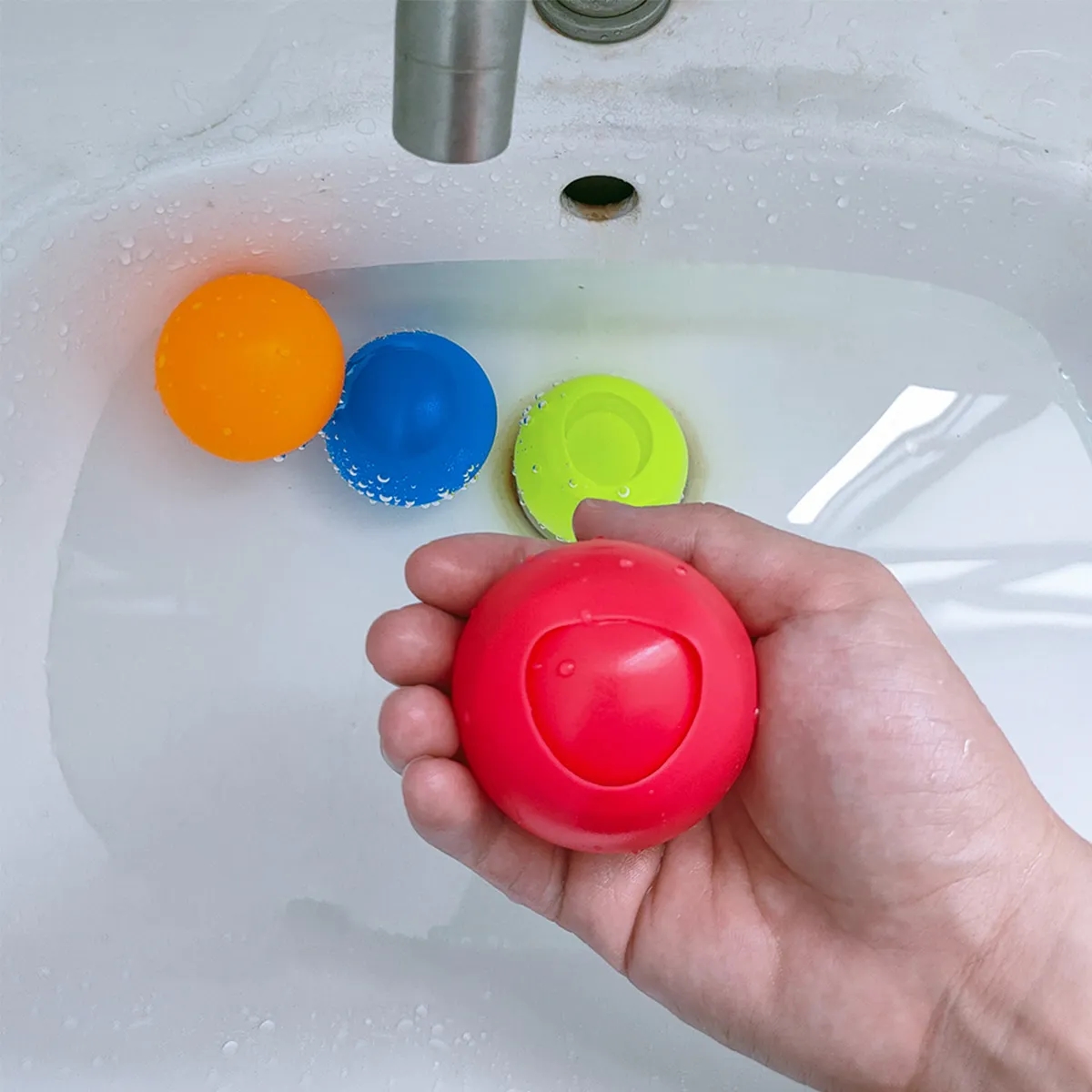 Reusable Water Bomb 3