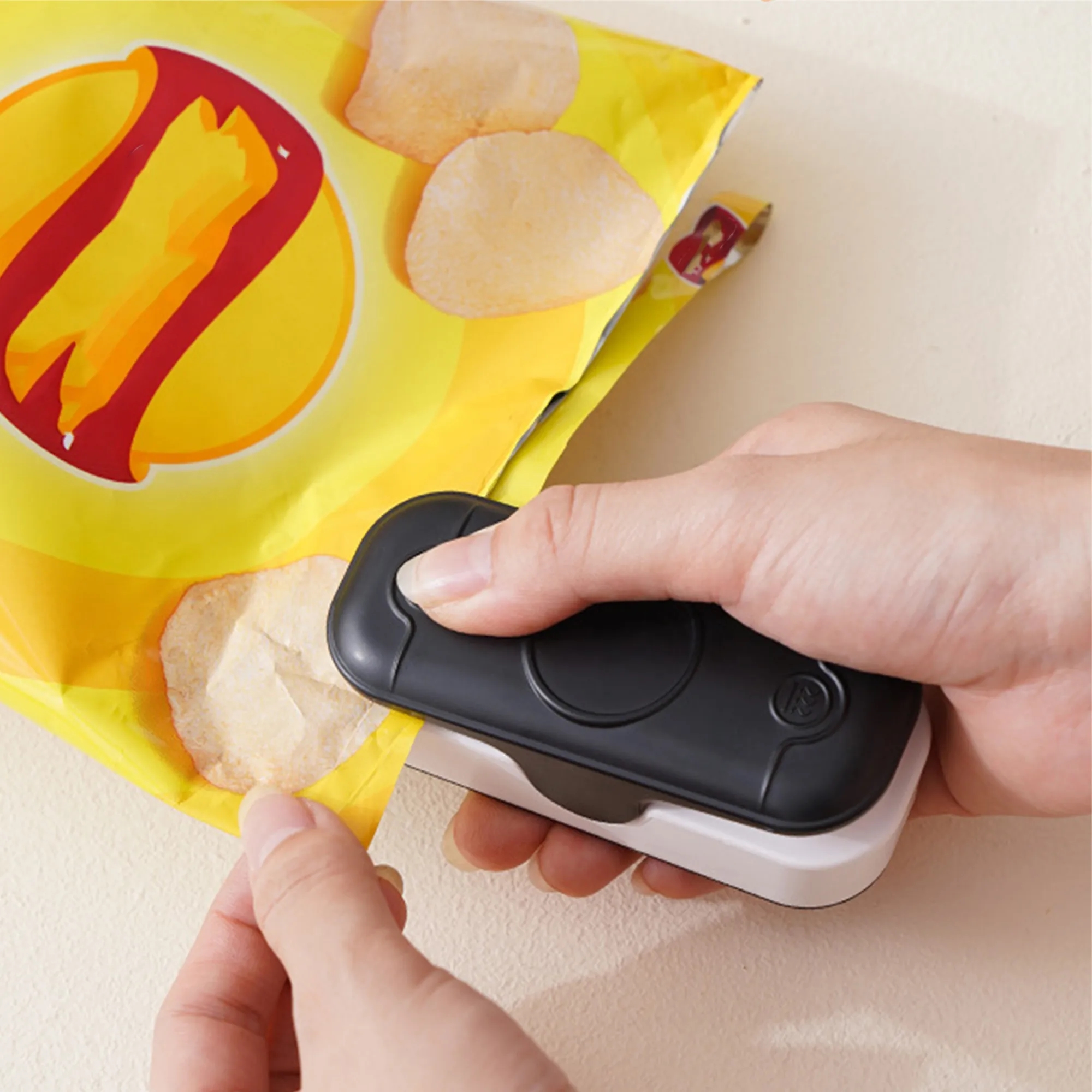 Rechargeable Heat Sealer 7