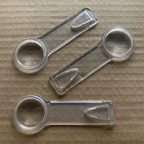 Bookmark With Magnifier & Ruler 2