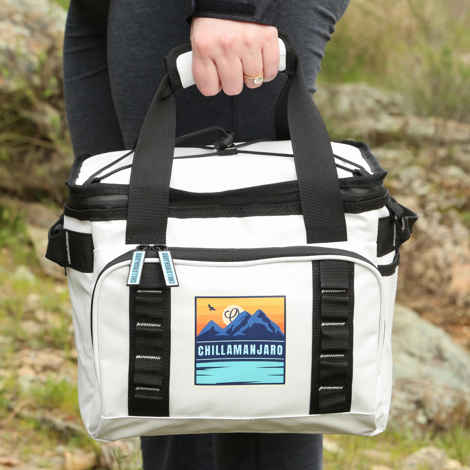 Chillamanjaro™ 12 Can Plateau Cooler Bag 1