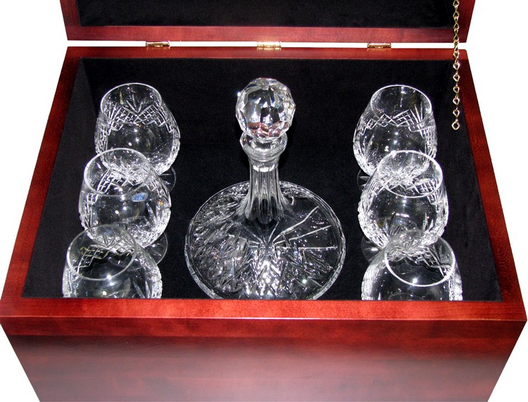 Deluxe Decanter Box, 18.5 x 14.5 x 12" 10