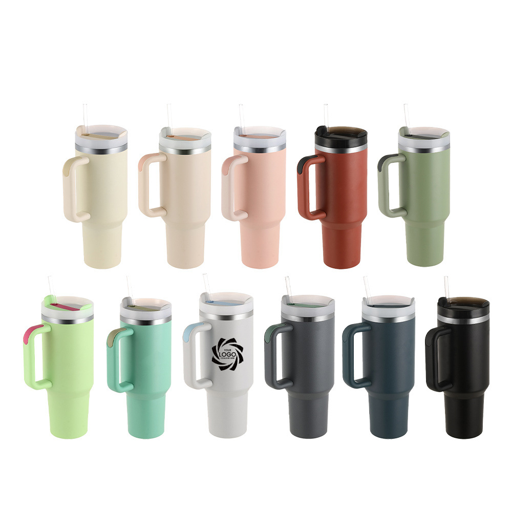 Travel mug with straw 2