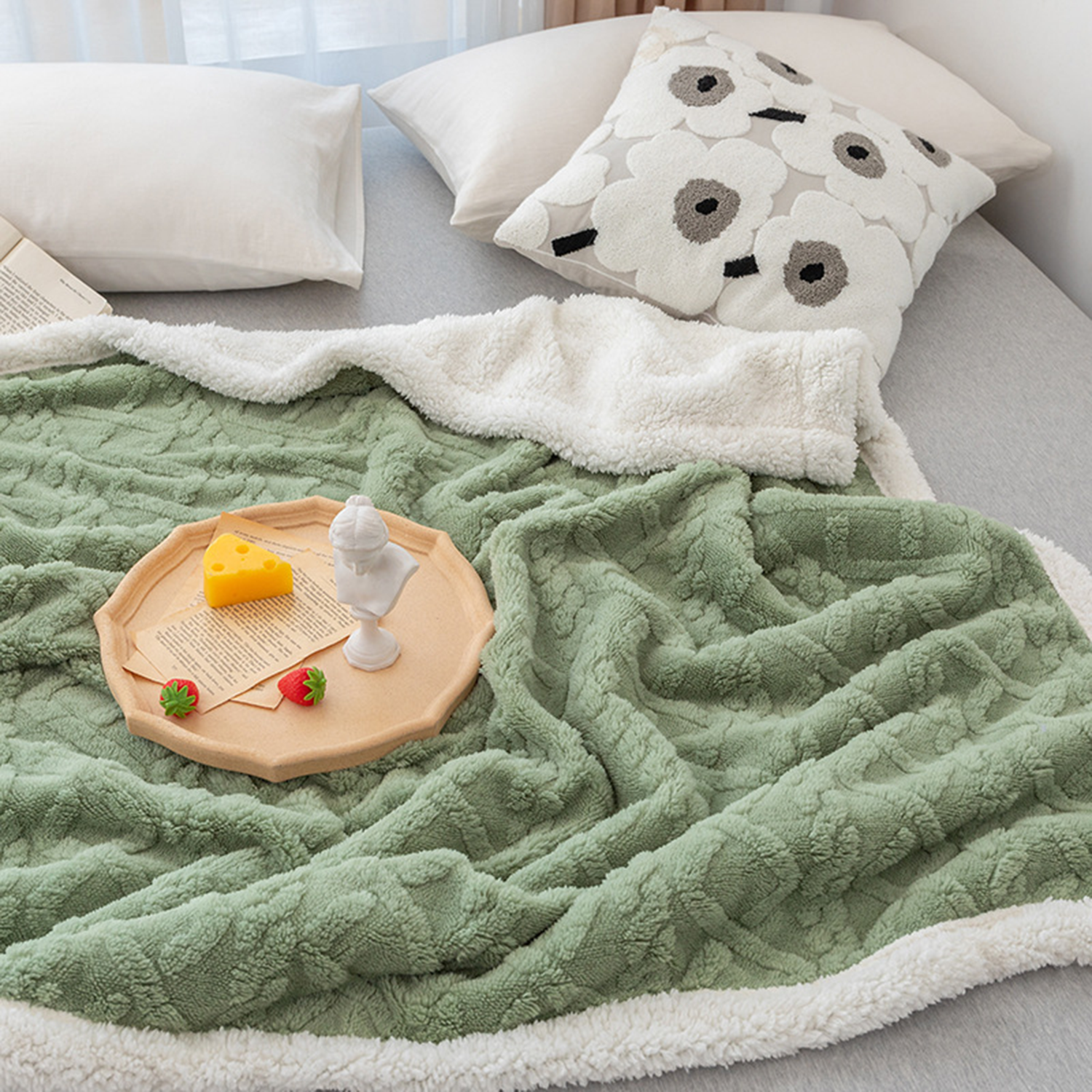 Thick Warm Plush Fleece Reversible Blanket for Bed 4