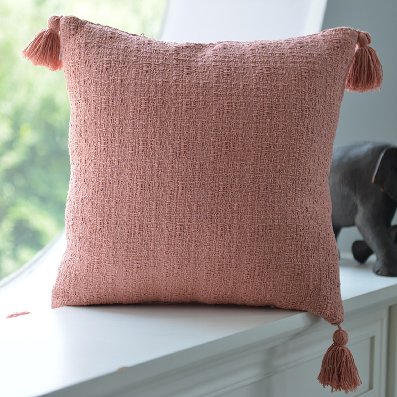 Cotton Linen Pillow Cover with Tassels 3