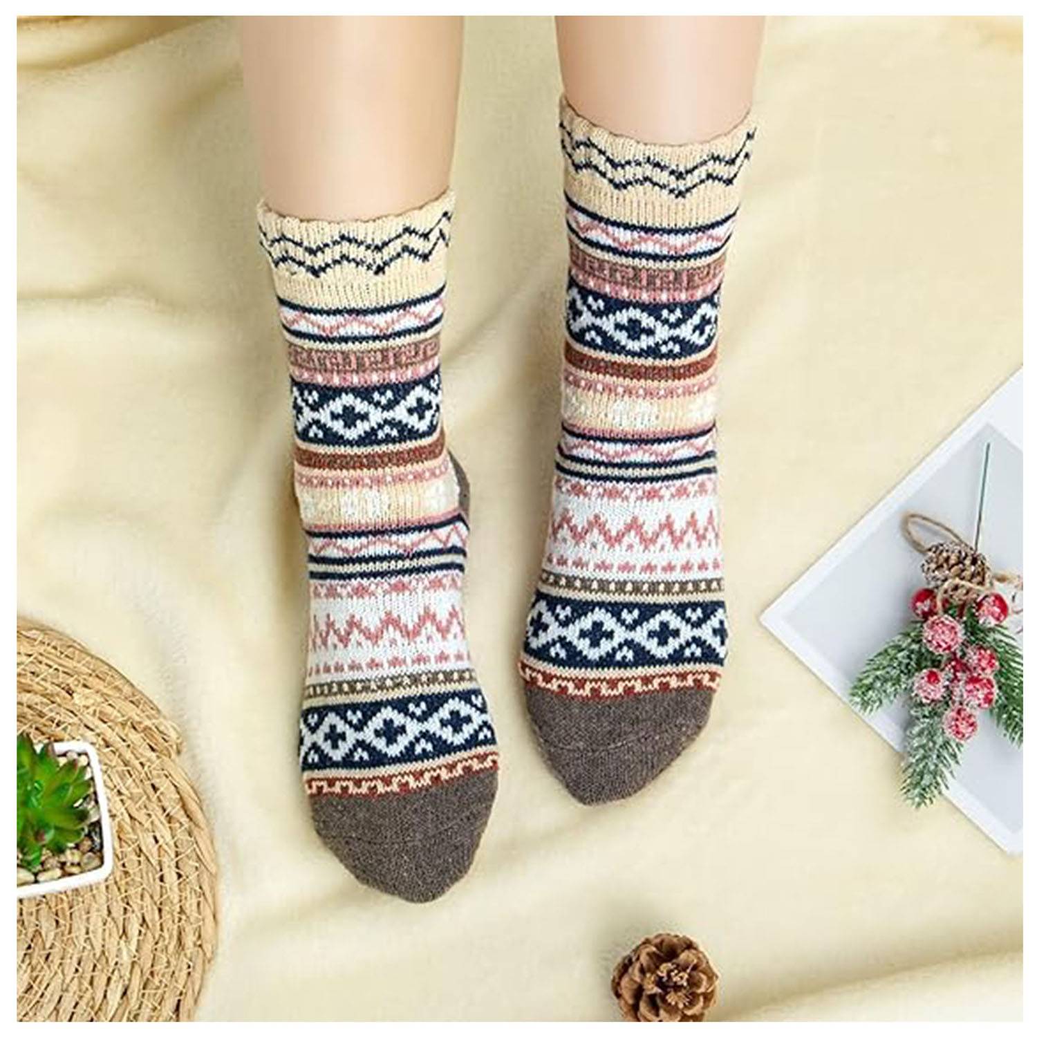 Women's Thick Winter Wool Socks Warm Cross-Flower Design 4
