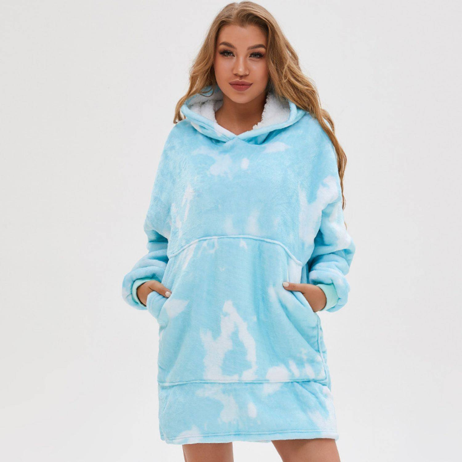Oversized Microfiber & Sherpa Wearable Blanket 2