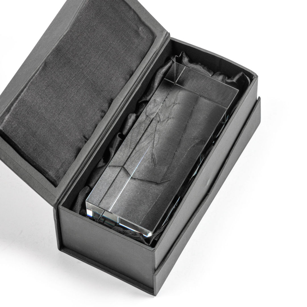 Dakota VividPrint™ Award 18