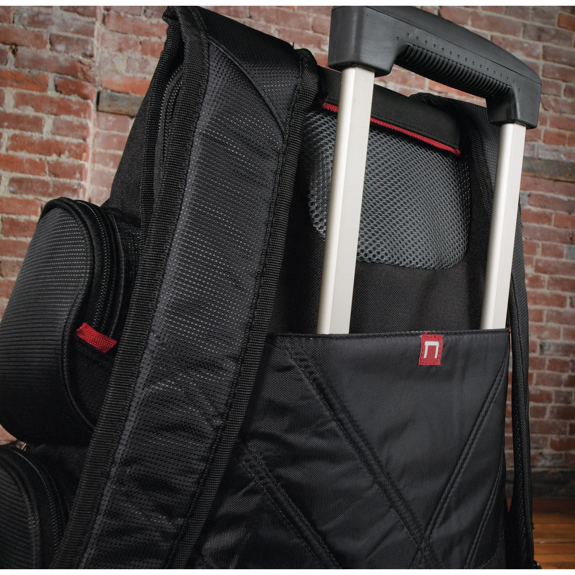 elleven™ TSA 17" Computer Backpack 37