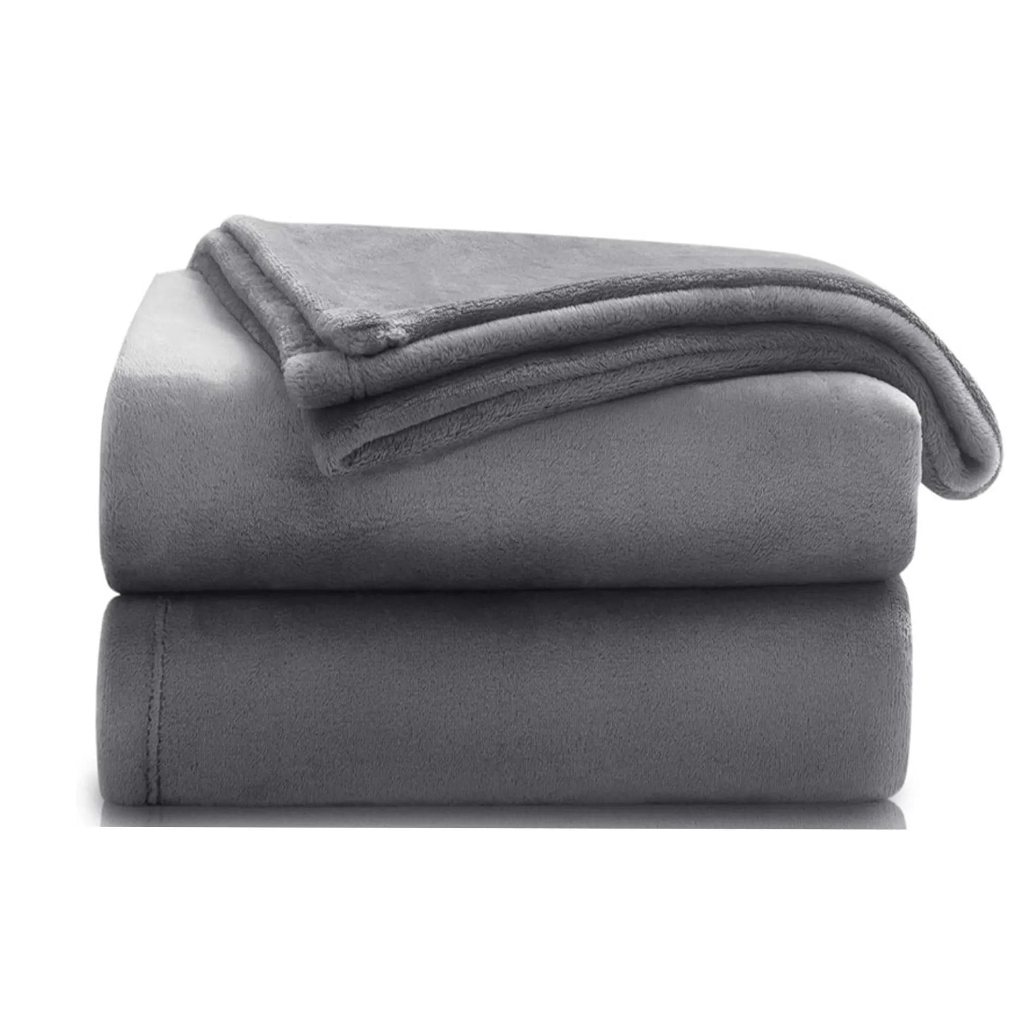 Soft Polyester Cozy Fleece Blanket 1