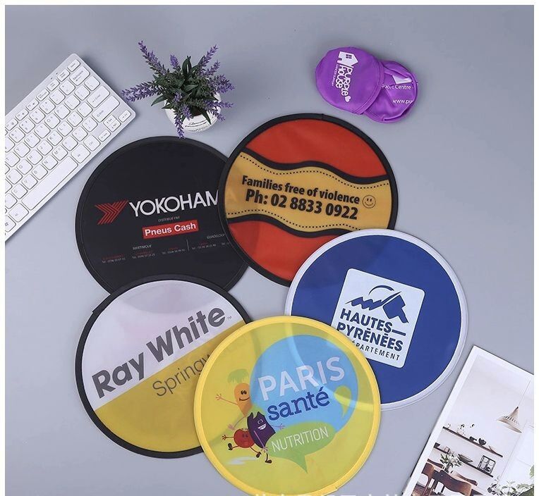 Folding Nylon Disc Fan 1