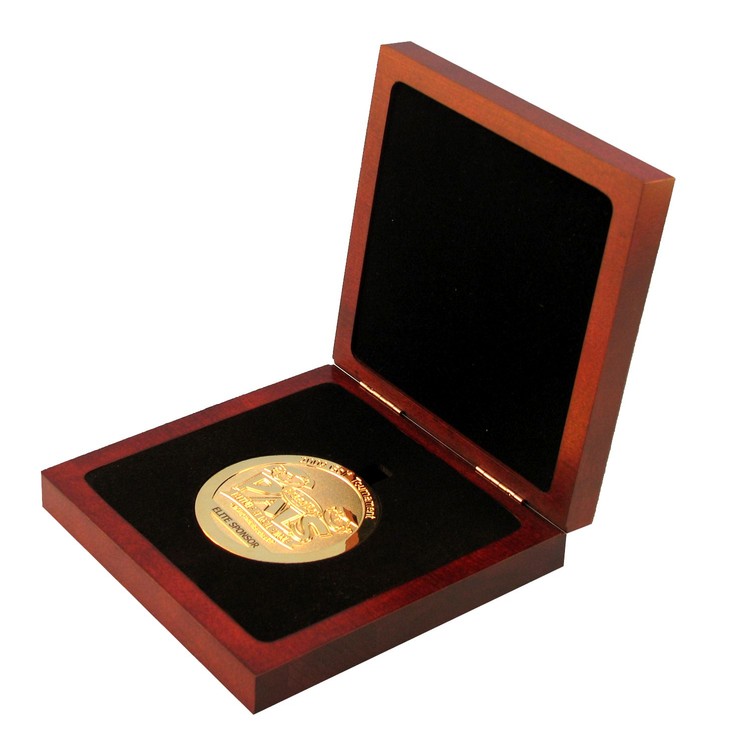 Medallion Box, 6.13 x 6.13 x 1.50" 7