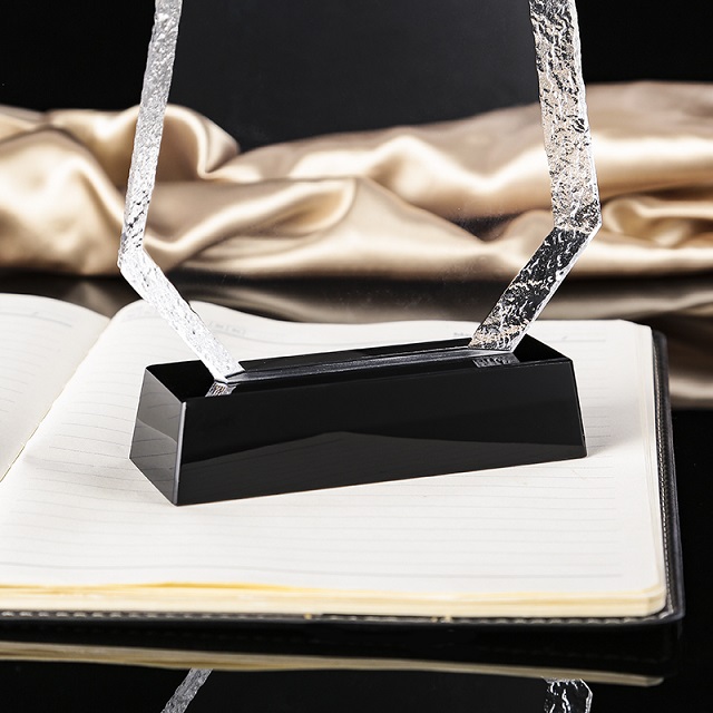 Crystal Trophy A19-202 3