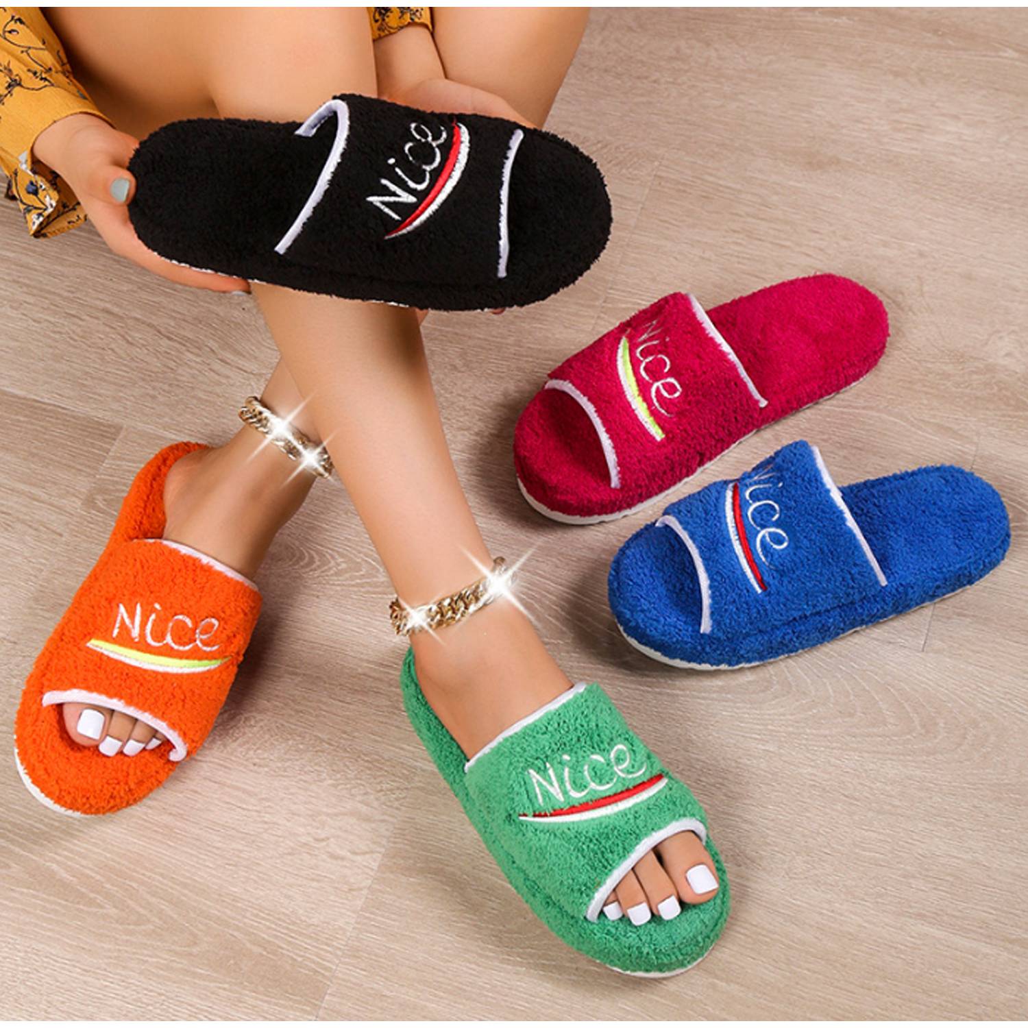 Womens Embroidered Fur Slippers 8