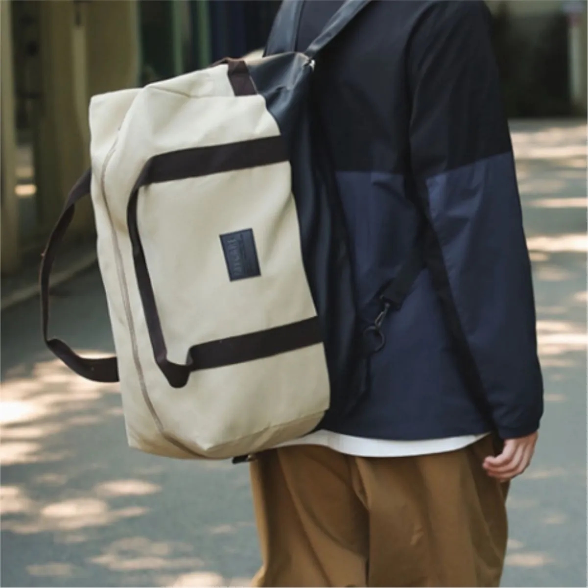 Wear-Resistant Canvas Travel Duffel Bag 4