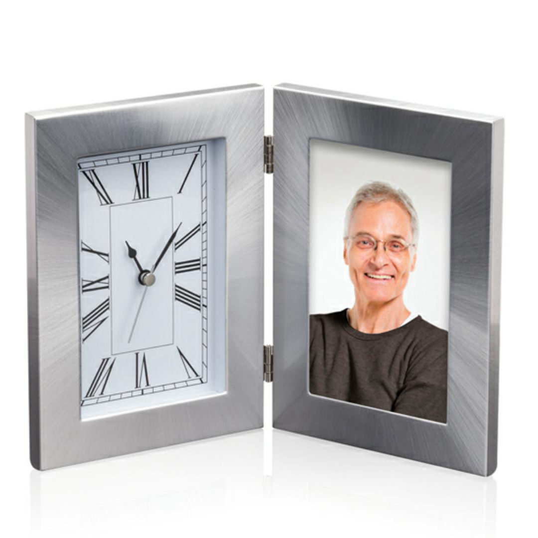 Melania Clock/Frame 3