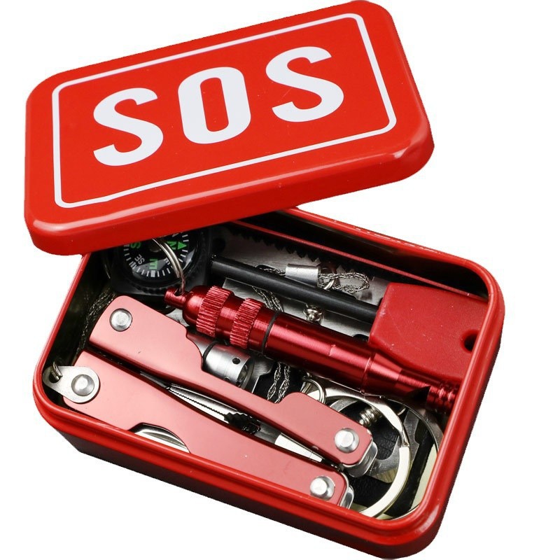 Outdoor Survival Set with Multi-Tool 2