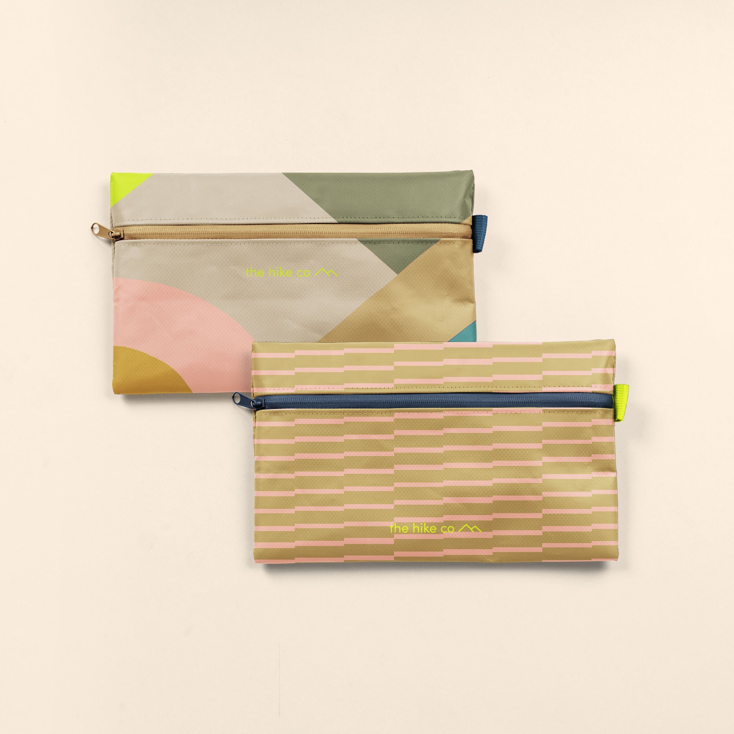 TARPAULIN ZIP FRONT POUCH - 4CP - LARGE