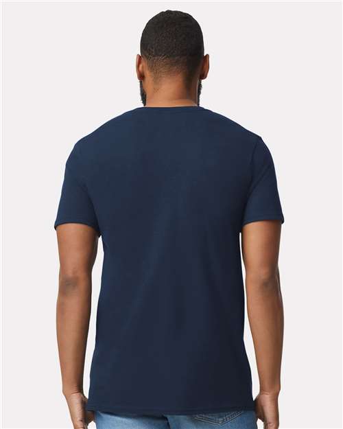 Unisex Softstyle® V-Neck T-Shirt - 64V00 7