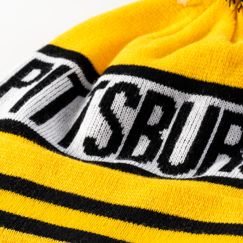 Acrylic Knit Cap With Fur Ball 3