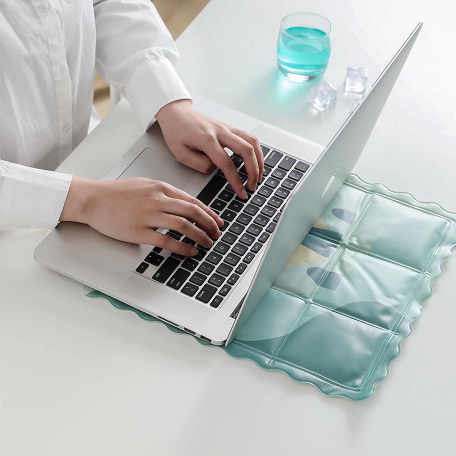 Cool Summer Seat Cushion 1