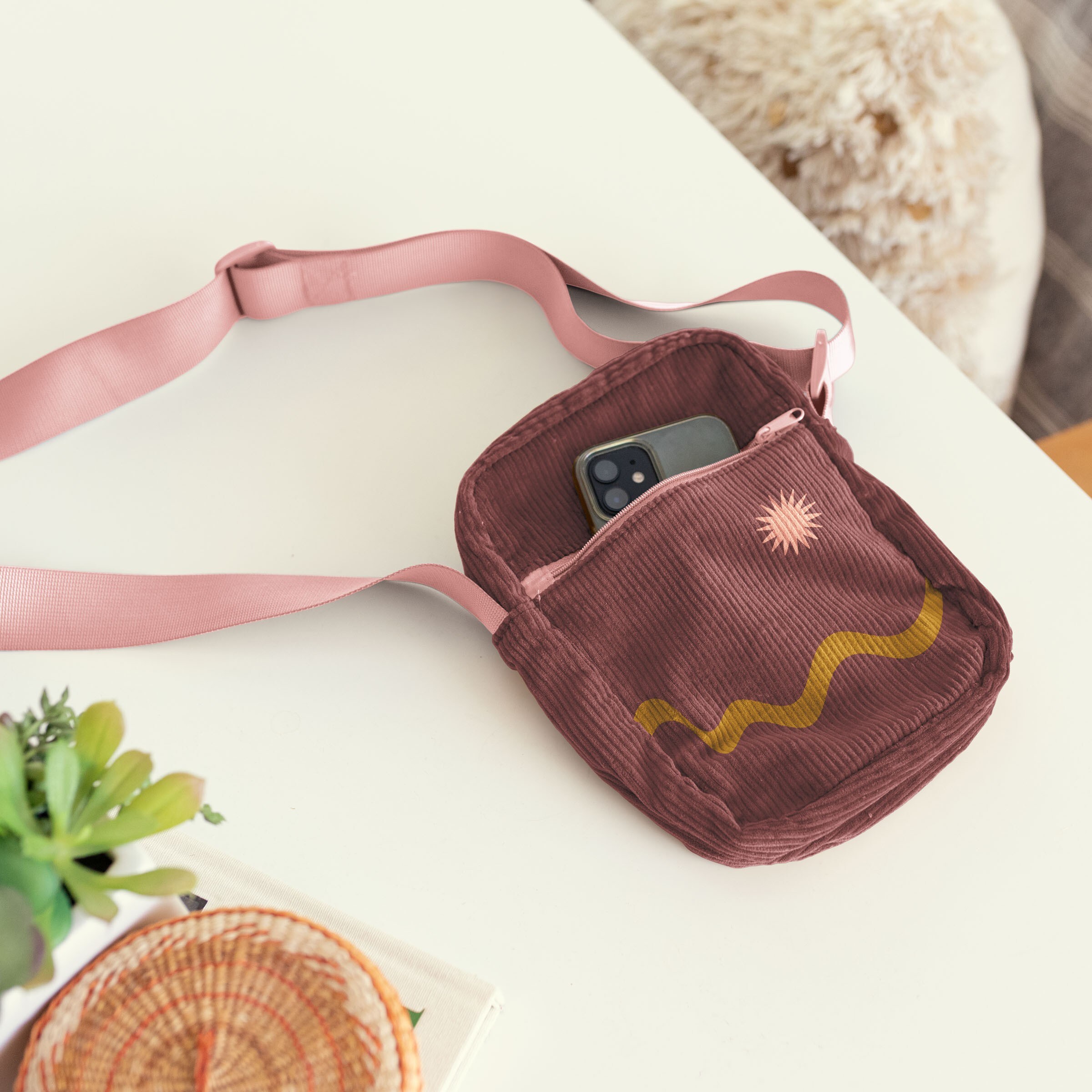 PORTRAIT CROSSBODY - CORDUROY 1