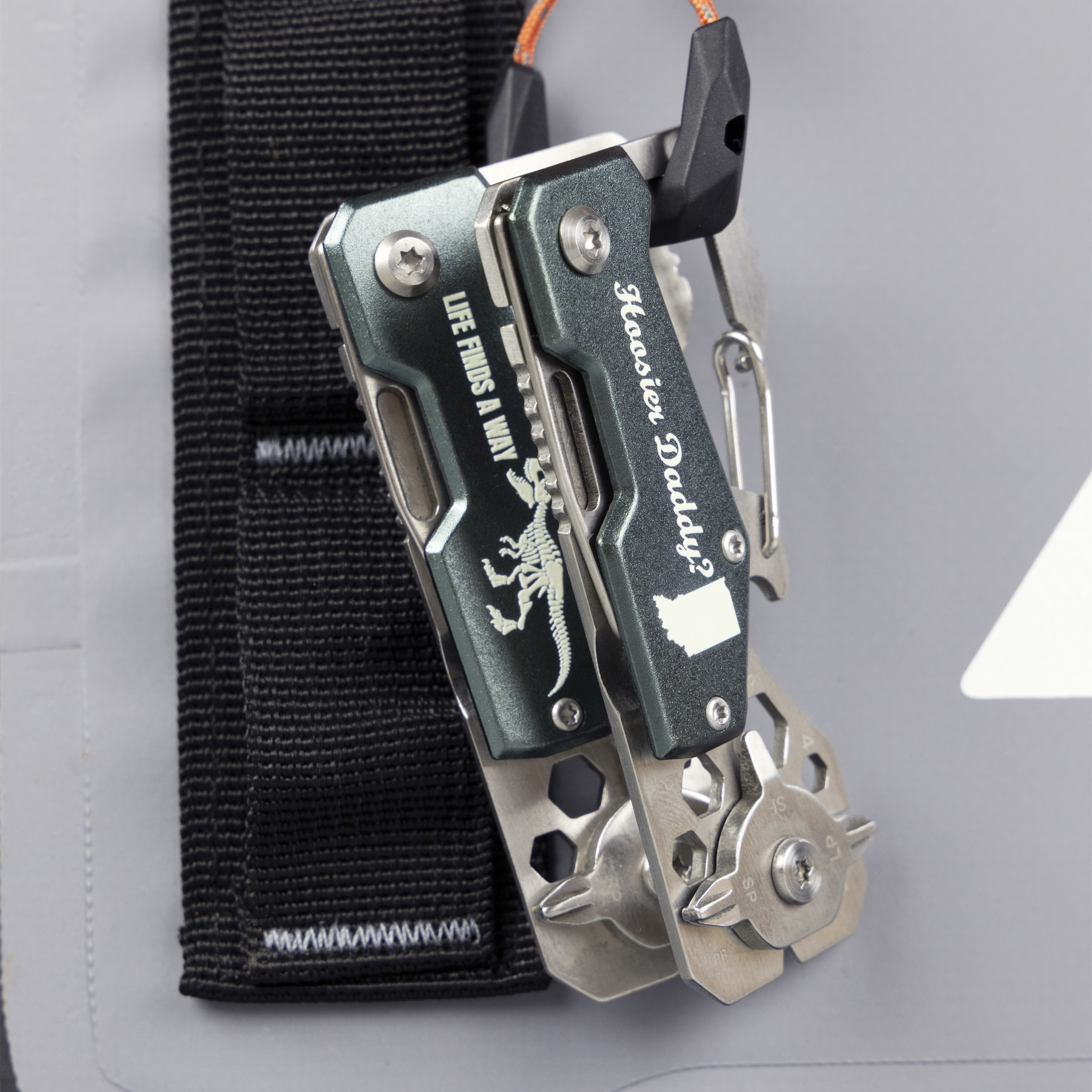 Carabiner Multitool Knife 17