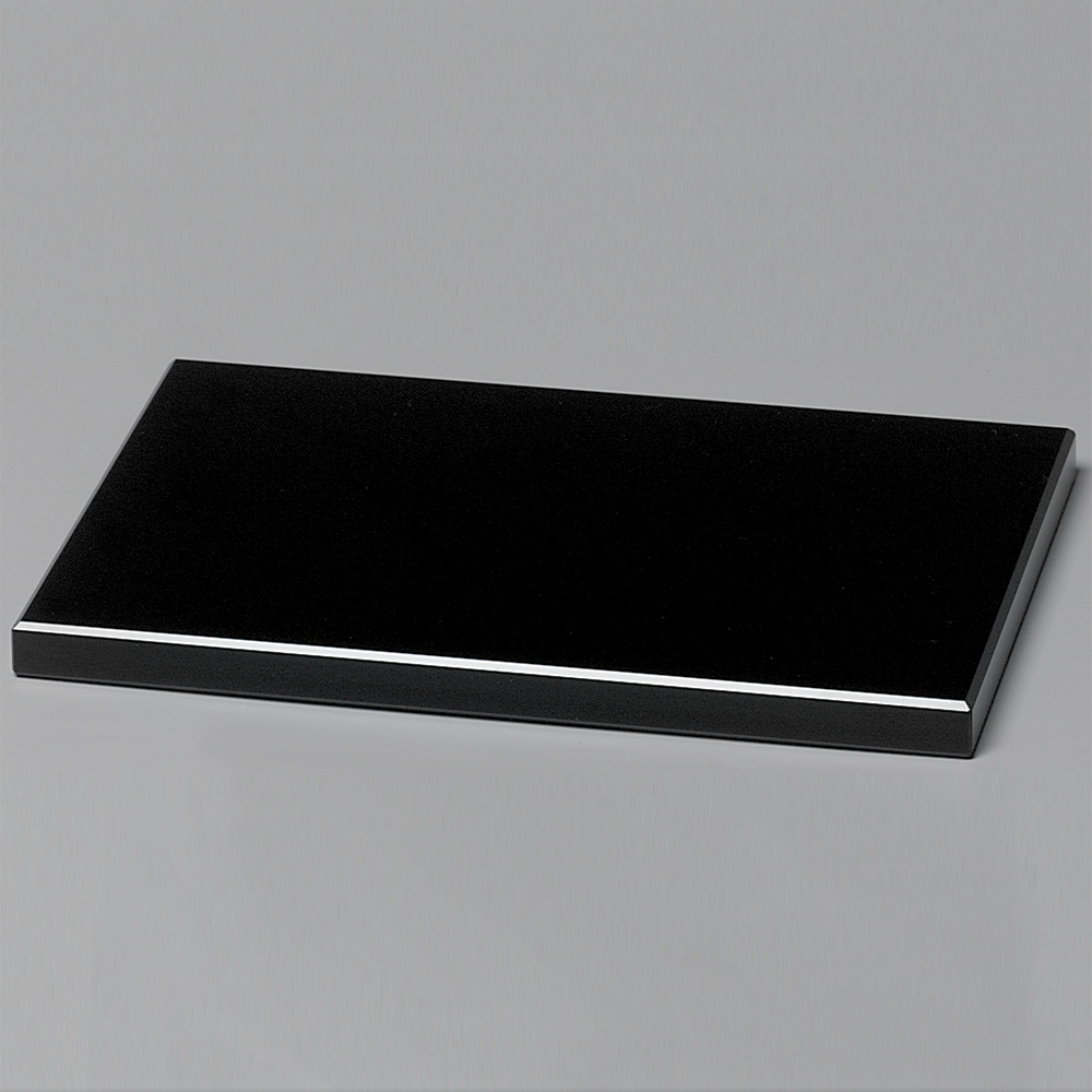 Black Glass Base 3