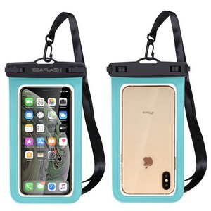 Outdoor Waterproof Mobile Device Pouch 4