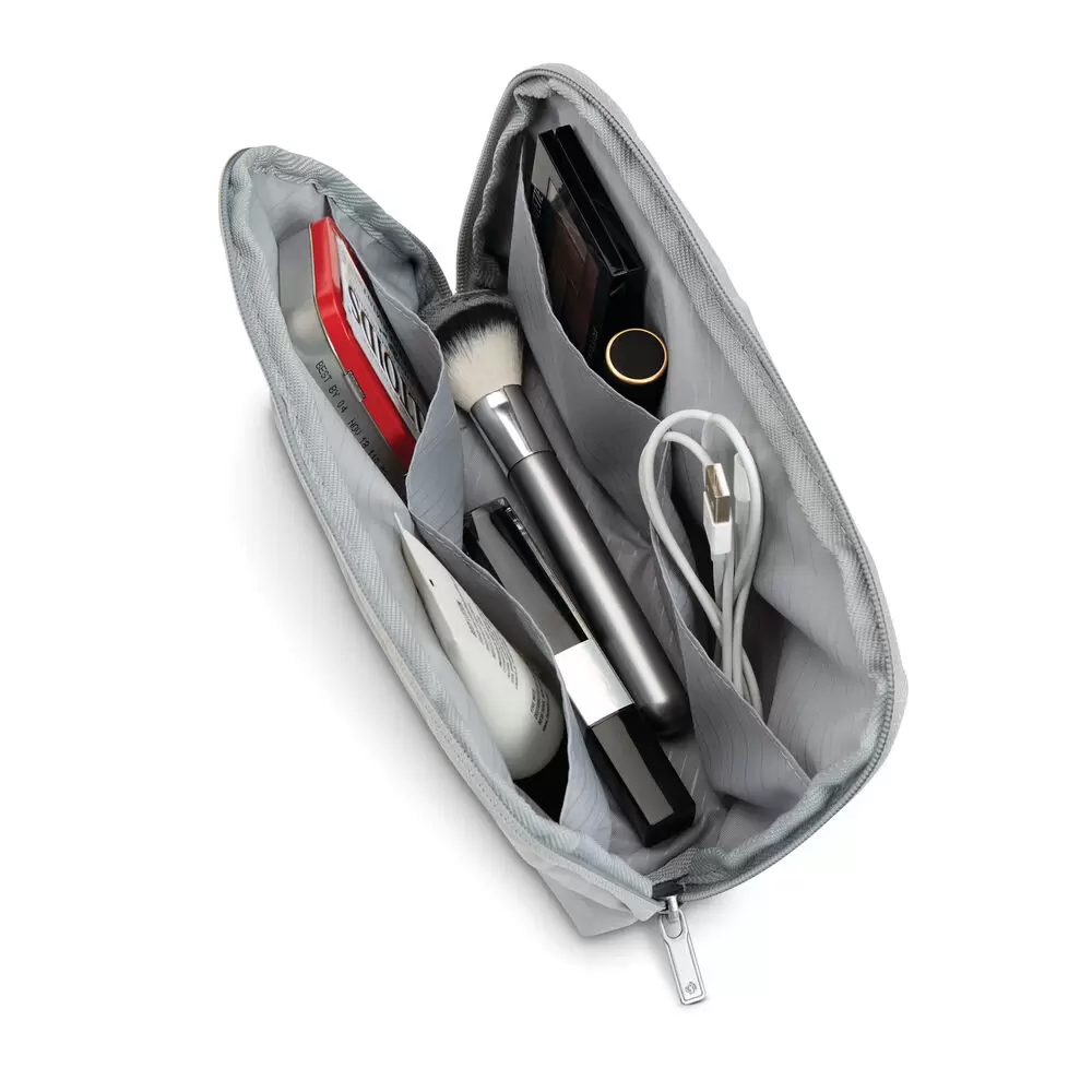 Samsonite Elevation™ Plus Carry-On Spinner 2