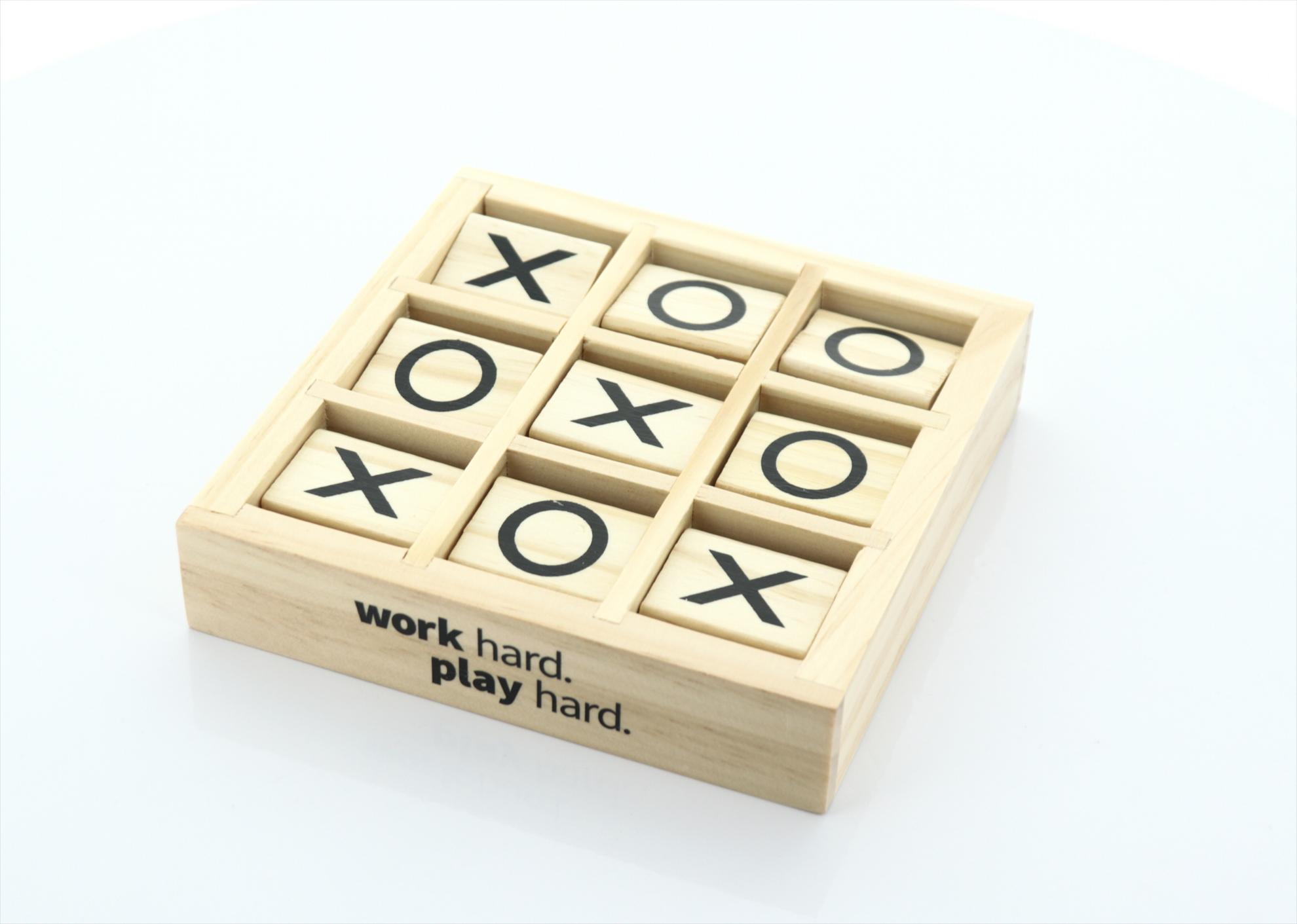 Tic-Tac-Toe Desktop Game 17