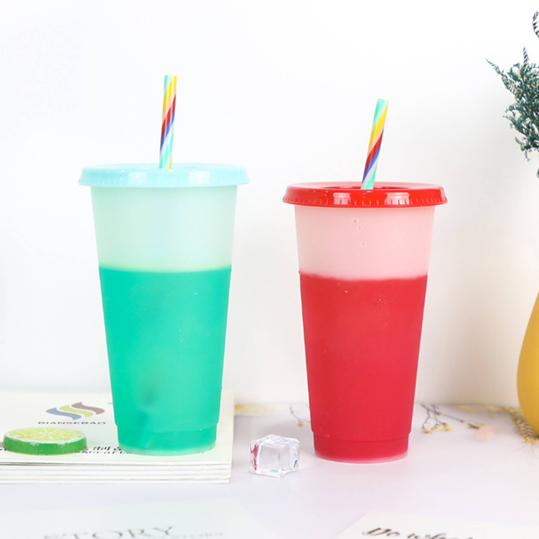 27 Oz. Color Changing Stadium Straw Cup 2