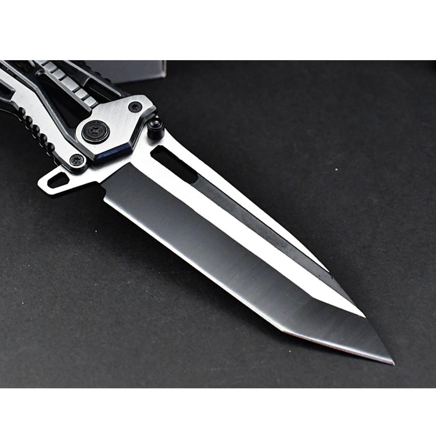 Mechanical Jackknife Camping Carry-On 3