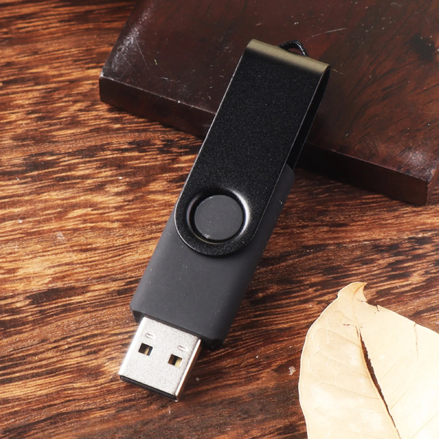 8GB Swivel USB Flash Drive 13