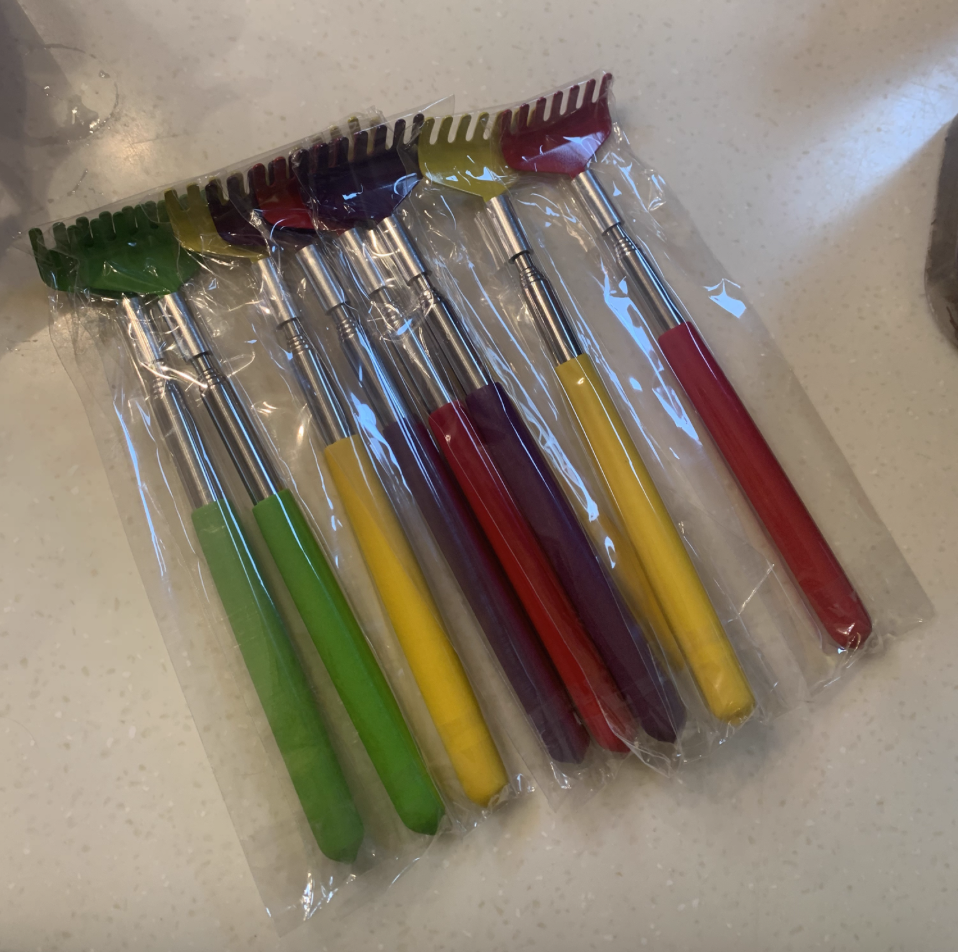 Extendable Metal Back Scratcher 8