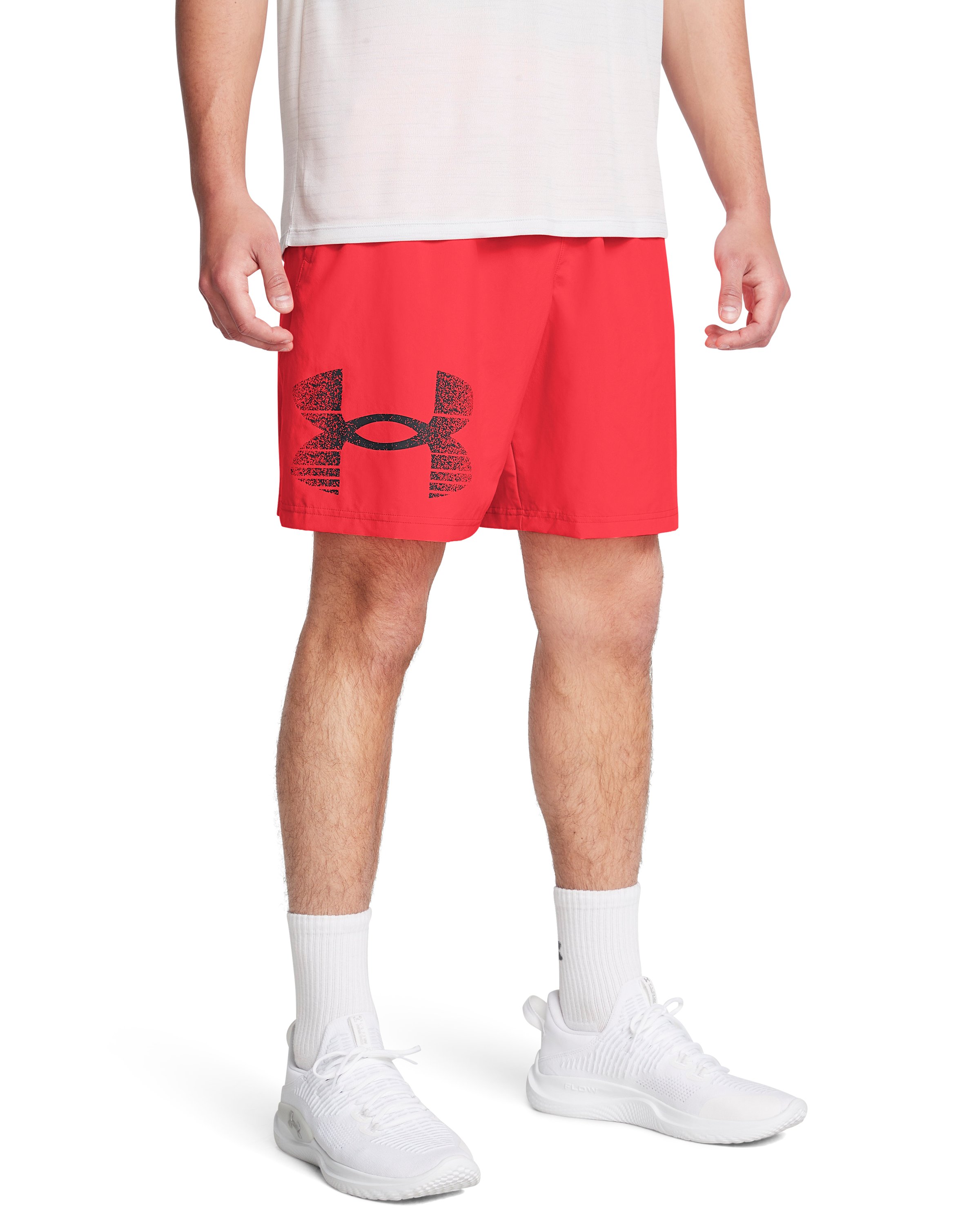 UA Tech Woven Graphic Men's 8.25 Shorts 20