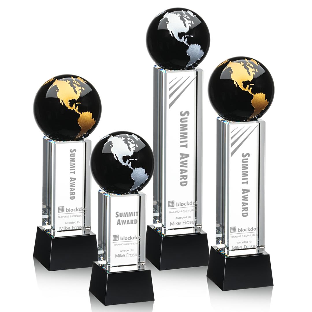 Luz Globe Award on Base - Black/Gold