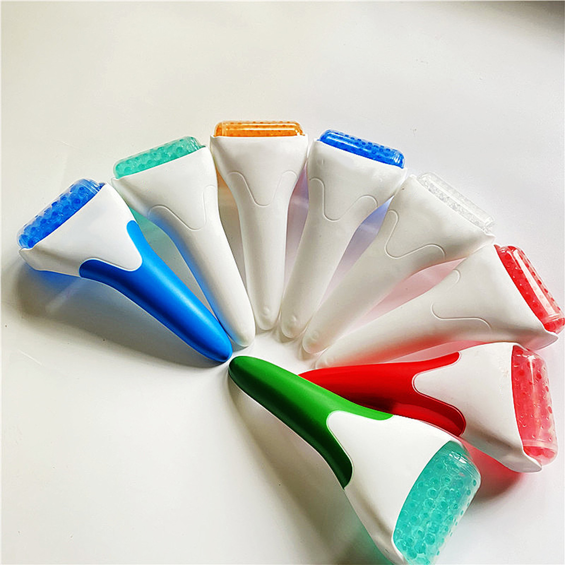Face Puffiness Roller 2