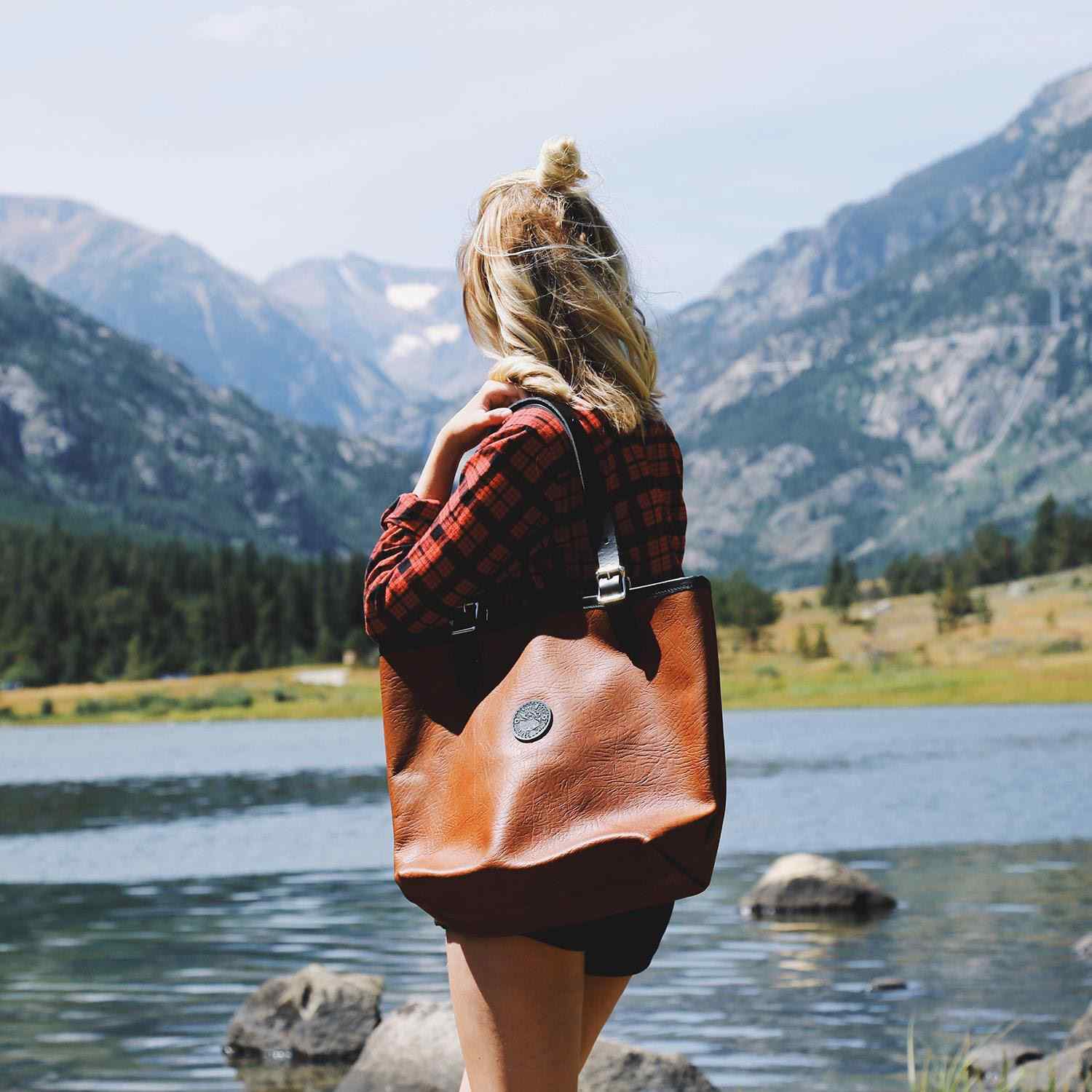 Duluth Pack™ Bison Leather Market Tote 14
